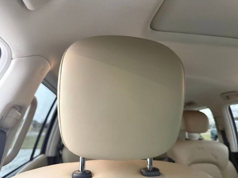 Used 2024 INFINITI QX80 Premium Select w/ Cargo Package image 32