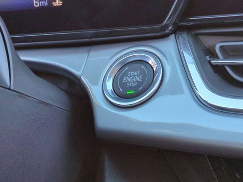 New 2026 Chevrolet Trax LT w/ Driver Confidence Package image 17