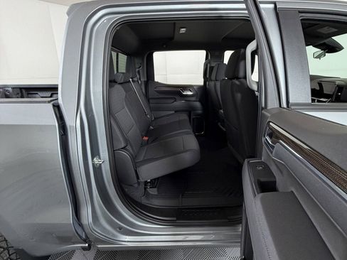 New 2026 Chevrolet Silverado 1500 LT Trail Boss w/ Convenience Package II image 10