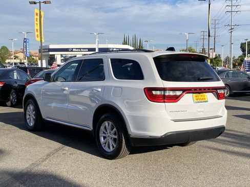Used 2023 Dodge Durango SXT image 5