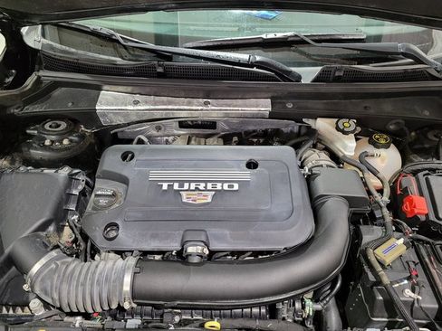 Used 2021 Cadillac XT4 Luxury w/ Driver Awareness Package image 25