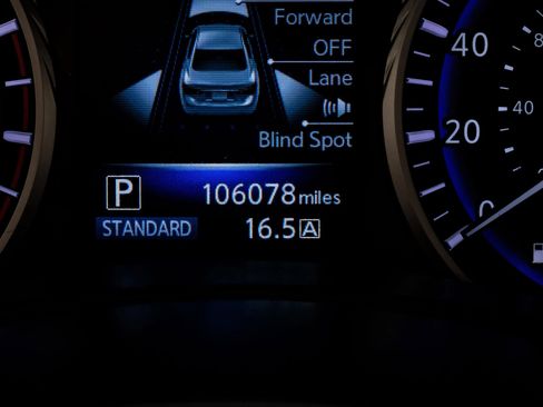 Used 2016 INFINITI Q50 3.0t Premium w/ Driver Assistance Package image 18