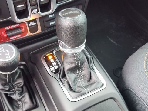 New 2026 Jeep Gladiator Willys image 25