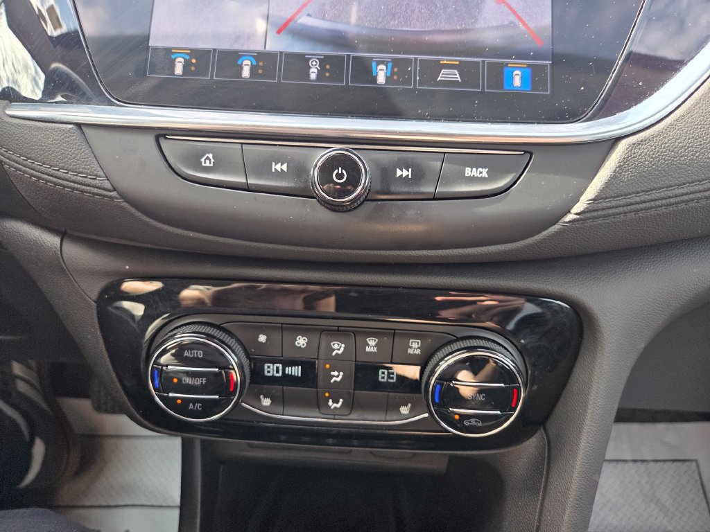 Used 2022 Buick Encore GX Essence w/ Advanced Technology Package AWD/4WD image 25