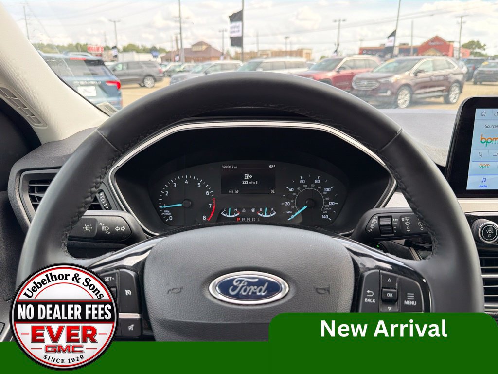 Used 2022 Ford Escape SE w/ SE Sport Appearance Package AWD/4WD image 26