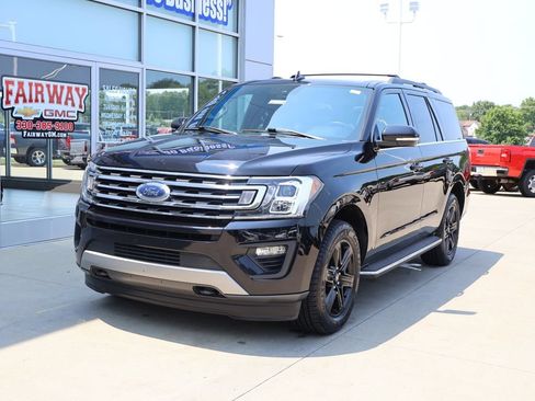 Used 2021 Ford Expedition XLT AWD/4WD image 6