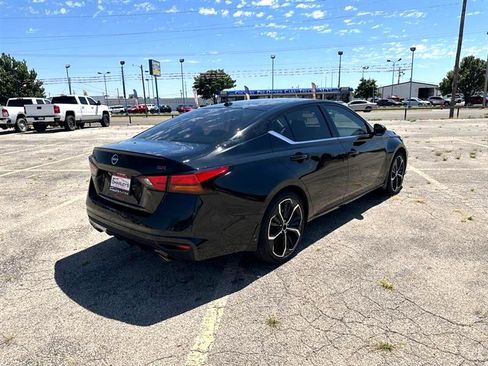 Used 2024 Nissan Altima 2.5 SR w/ SR Premium Package image 5