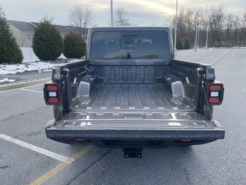 New 2026 Jeep Gladiator Mojave image 7