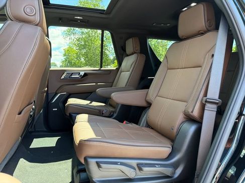 New 2026 Chevrolet Tahoe High Country AWD/4WD image 26