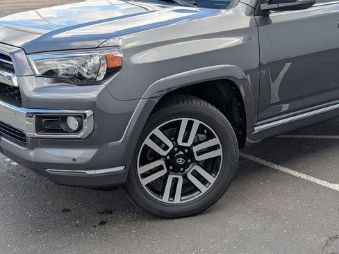 Used 2020 Toyota 4Runner Limited AWD/4WD image 27