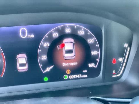 Certified 2025 Honda Accord LX image 19