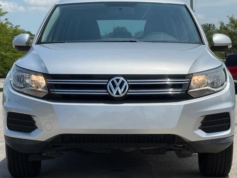 Used 2018 Volkswagen Tiguan Limited FWD image 9