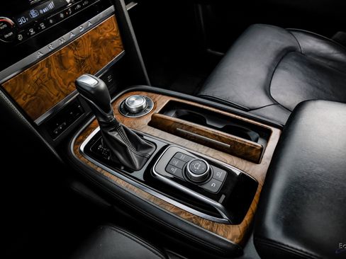 Used 2021 Nissan Armada SL w/ Captain's Chairs Package image 50