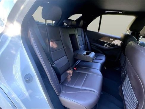 Used 2021 Mercedes-Benz GLE 350 4MATIC image 28