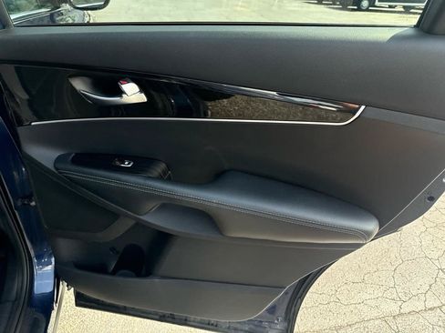 Used 2019 Kia Sorento FWD w/ Option Group 020 image 28