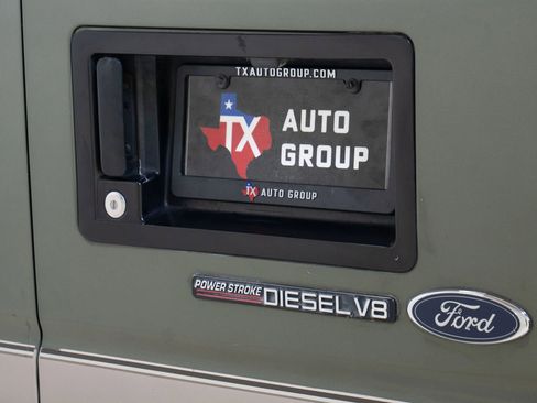 Used 2002 Ford E-350 and Econoline 350 Van image 19