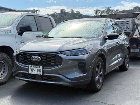Used 2024 Ford Escape ST-Line FWD image 12