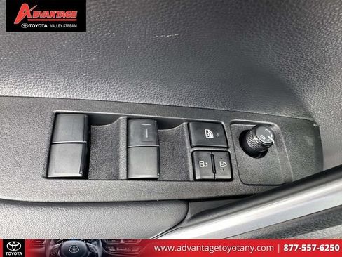 Certified 2026 Toyota Corolla Cross L FWD image 20