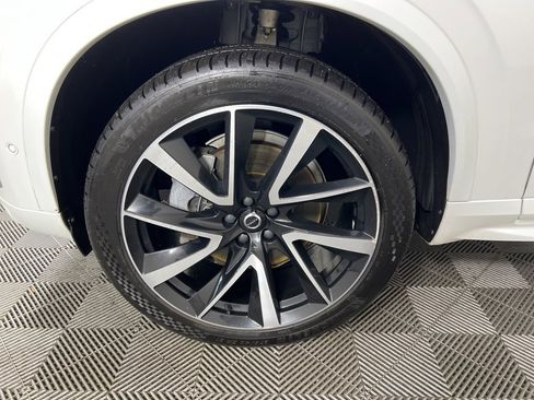 Used 2024 Volvo XC90 B6 Ultimate w/ Protection Package Premier image 15