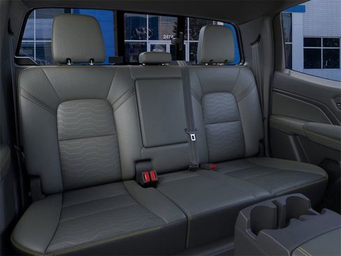 New 2025 Chevrolet Colorado ZR2 w/ Technology Package image 17