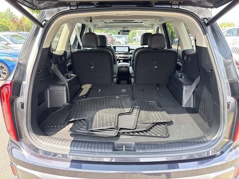 Used 2025 Kia Telluride S AWD/4WD image 12