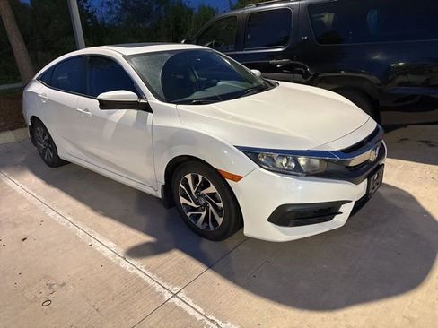Used 2018 Honda Civic EX image 1