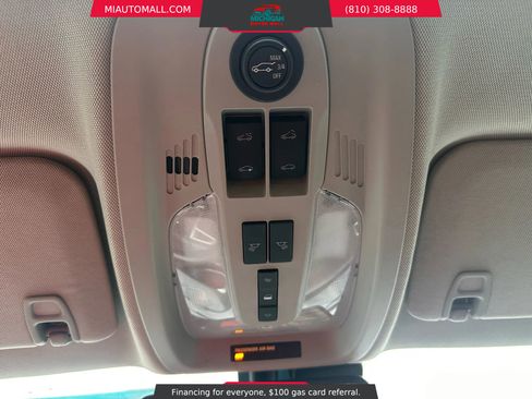 Used 2011 Chevrolet Equinox LTZ image 10