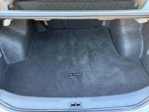 Used 2023 Nissan Altima 2.5 SR w/ SR Premium Package FWD image 29