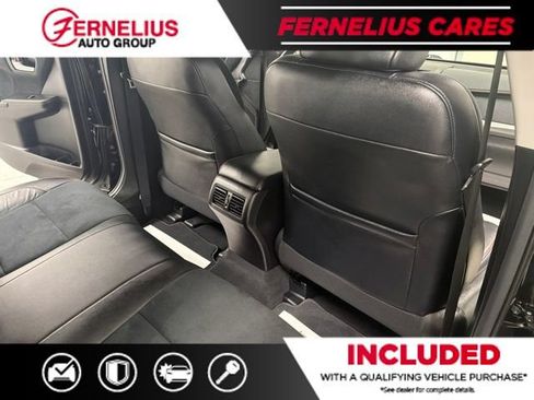 Used 2017 Toyota Camry XSE w/ Moonroof Package FWD image 23