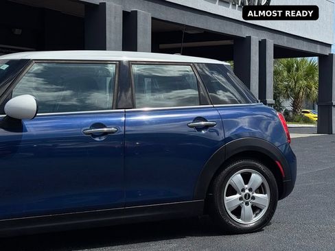 Used 2015 MINI Cooper 4-Door Hardtop FWD image 3