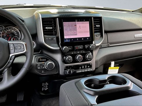 New 2025 RAM 1500 Big Horn image 7