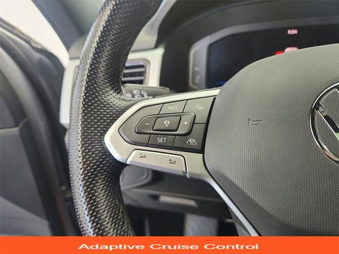 Used 2021 Volkswagen Atlas Cross Sport SEL Premium image 36