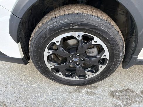 Certified 2023 Subaru Crosstrek 2.0i Premium image 9