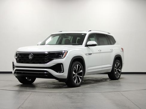 Used 2025 Volkswagen Atlas SEL Premium R-Line image 8