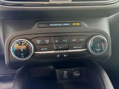 Certified 2025 Ford Escape ST-Line FWD image 15