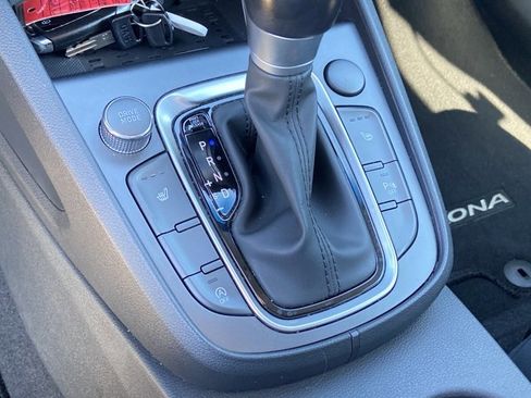 Used 2023 Hyundai Kona Limited image 40