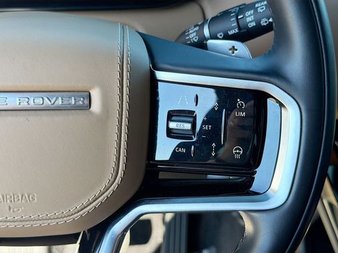 Used 2024 Land Rover Range Rover Sport SE image 41