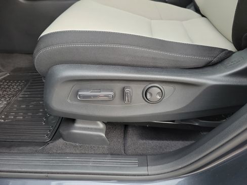 Used 2024 Honda CR-V EX image 21