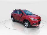Used 2021 Chevrolet Trax LT image 2