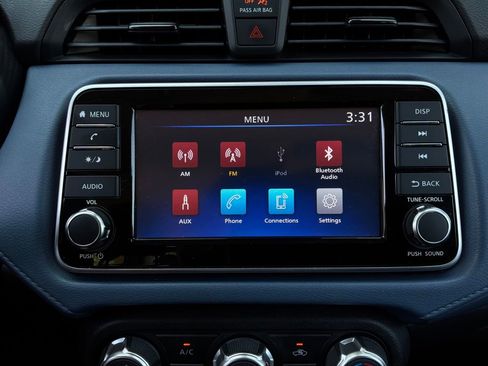 Used 2025 Nissan Versa SV FWD image 25