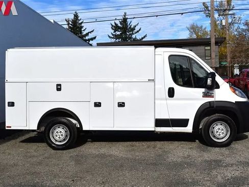 Used 2022 RAM ProMaster 3500 w/ Convenience Group FWD image 6