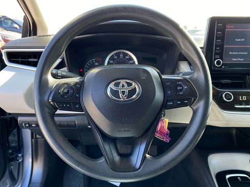 Used 2022 Toyota Corolla LE image 13