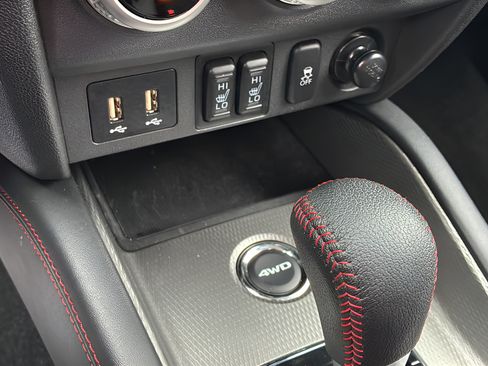 Used 2023 Mitsubishi Outlander Sport LE AWD/4WD image 27