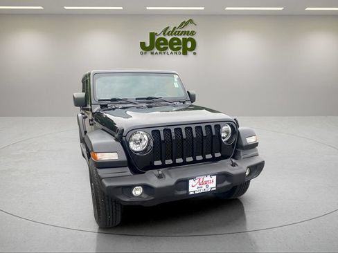Used 2022 Jeep Wrangler Unlimited Sport AWD/4WD image 17