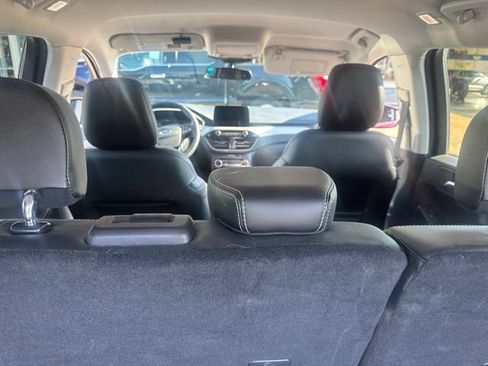 Used 2021 Ford Escape SEL FWD image 3