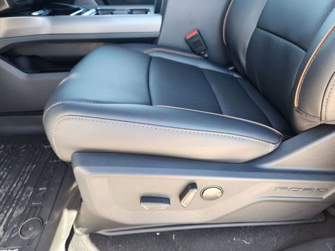 New 2026 Ford F250 Lariat w/ Chrome Package image 23