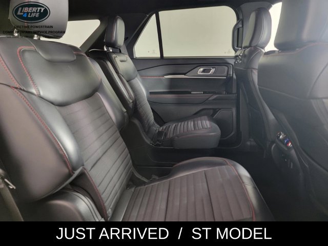 Used 2026 Ford Explorer ST-Line AWD/4WD image 17