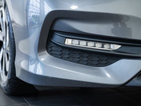 Used 2017 Honda Accord EX-L image 11