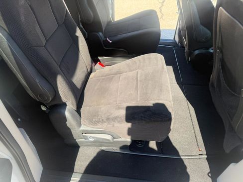 Used 2013 Dodge Grand Caravan SXT w/ Rear Park Assist Pkg image 18