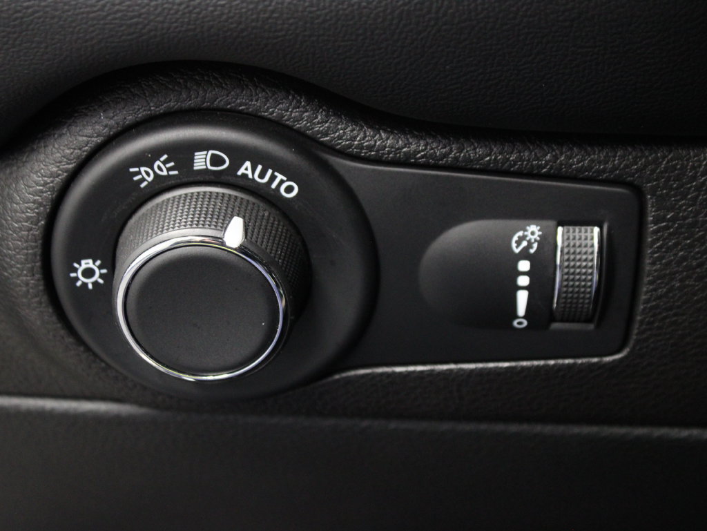 Used 2025 Dodge Durango R/T AWD/4WD image 51